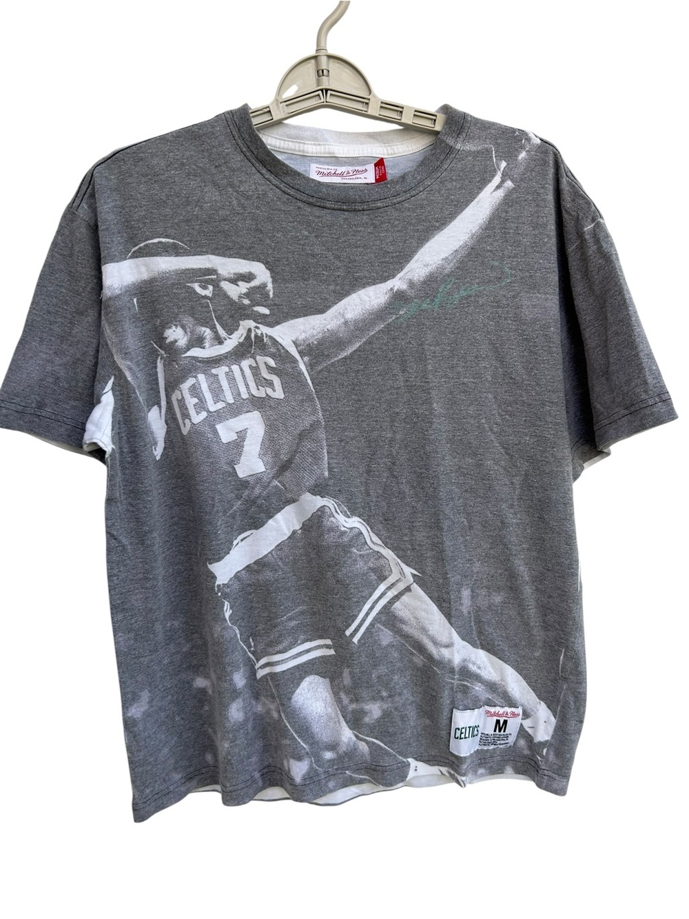 Boston Celtics Dee Brown Mitchell Ness Slam Dunk Graphic T Shirt Men’s Medium